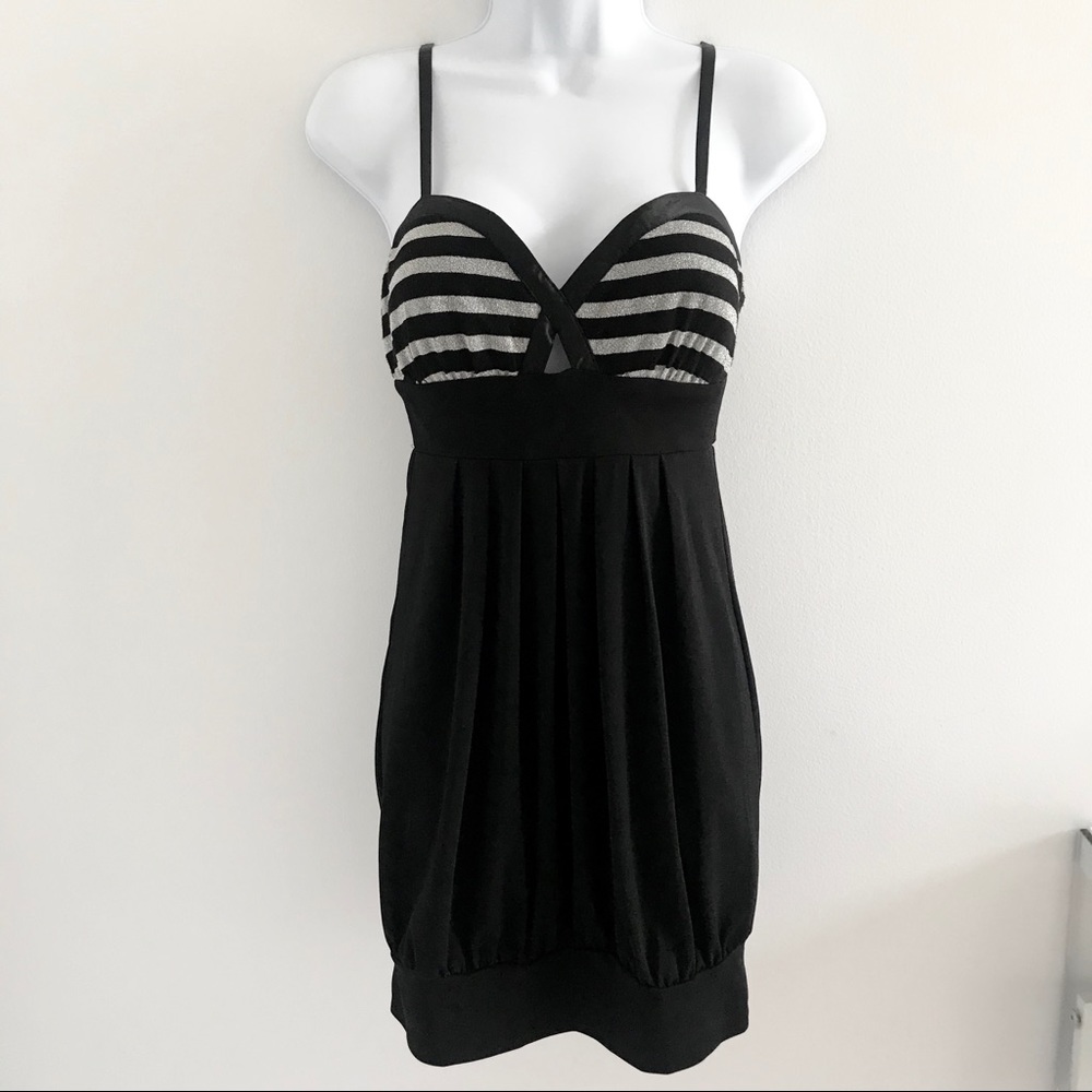Guess Chic Silver Stripes & Black Pleaded Summer Dress